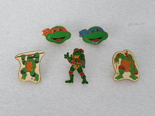 Lot van 5 vintage Teenage Mutant Ninja Turtles pins, Verzamelen, Speldjes, Pins en Buttons, Gebruikt, Speldje of Pin, Overige onderwerpen
