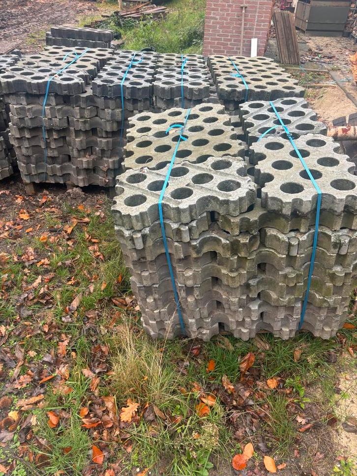 Kunstof grastegels, Tuin en Terras, Tegels en Klinkers, Zo goed als nieuw, Terrastegels, Kunststof, Ophalen of Verzenden