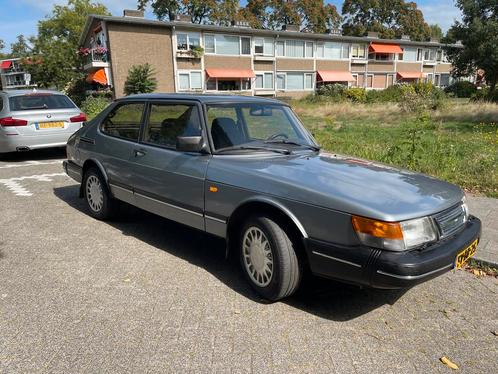 Saab 900 2.0 I 16 HB AUT U9 1992 Grijs, Auto's, Saab, Particulier, Saab 900, Benzine, Hatchback, Automaat, Origineel Nederlands