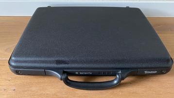 Stijlvolle Attachékoffer Samsonite beschikbaar voor biedingen
