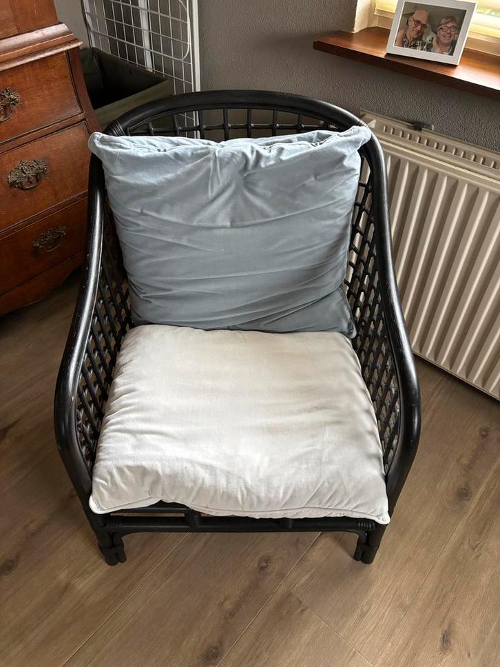 Vintage Rotan Stoel met kussens, Huis en Inrichting, Fauteuils, Gebruikt, Riet of Rotan, 50 tot 75 cm, Minder dan 75 cm, Ophalen