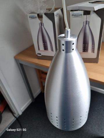 Nieuwe aluminium hanglamp beschikbaar voor biedingen