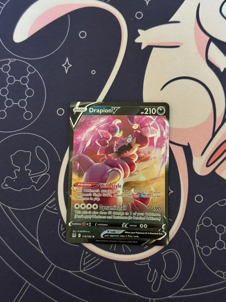 Pokémon kaarten Drapion V #118, Hobby en Vrije tijd, Verzamelkaartspellen | Pokémon, Zo goed als nieuw, Losse kaart, Ophalen of Verzenden
