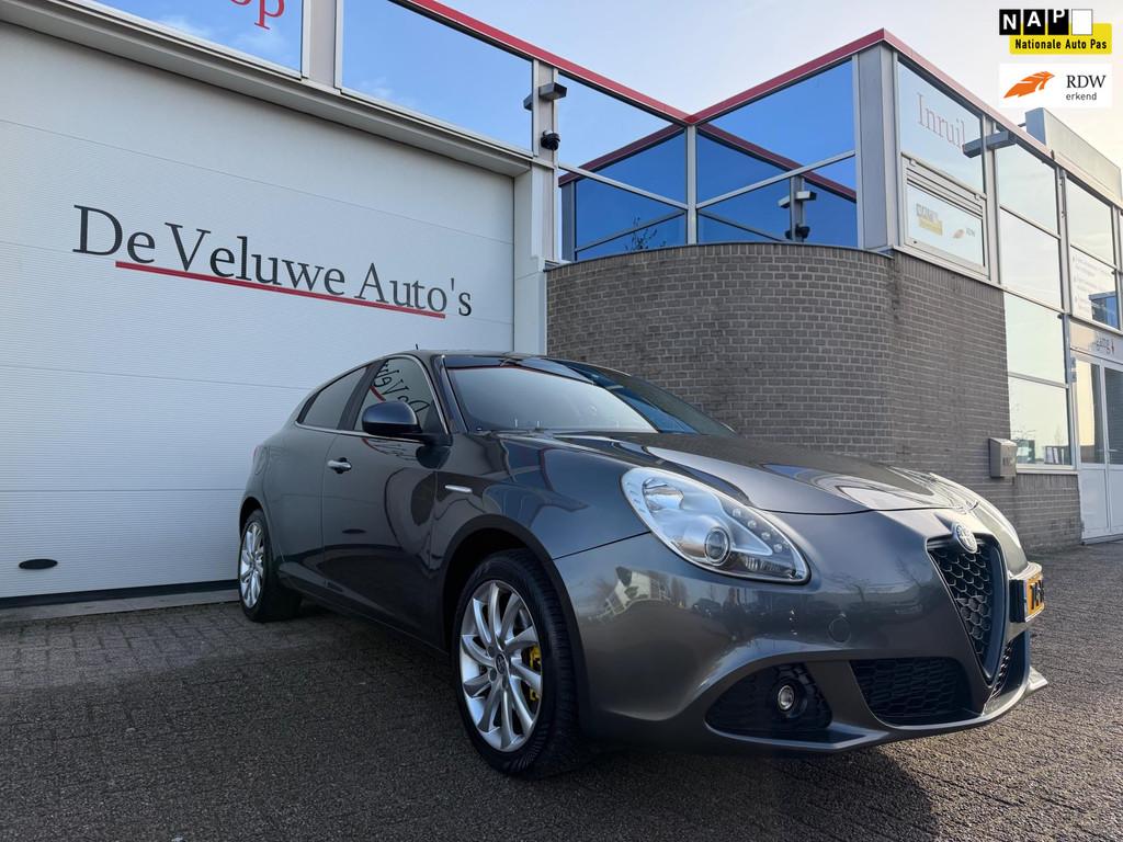 Alfa Romeo Giulietta 1.4 T Distinctive|PDC|Clima|Cruise|, Auto's, Alfa Romeo, Voorwielaandrijving, Euro 5, Stof, Gebruikt