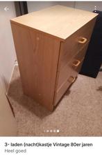 3-laden (nacht)kastje Vintage Jaren 80, Gebruikt, 45 tot 65 cm, Hout, 55 tot 70 cm