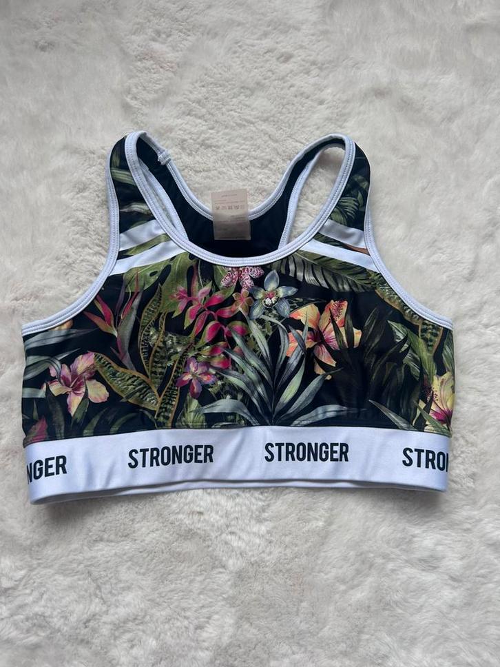 Stronger sport bh, Kleding | Dames, Sportkleding, Zo goed als nieuw, Fitness of Aerobics, Maat 38/40 (M), Overige kleuren, Ophalen of Verzenden