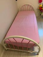 Te koop metaal kinderbed. afm. 90 x 200 cm, Kinderen en Baby's, Kinderkamer | Bedden, Gebruikt, Lattenbodem, 85 tot 100 cm, Ophalen