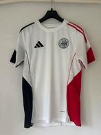Ajax training shirt + short 2026 maat M, Maat 48/50 (M), Wit, Nieuw, Ophalen of Verzenden