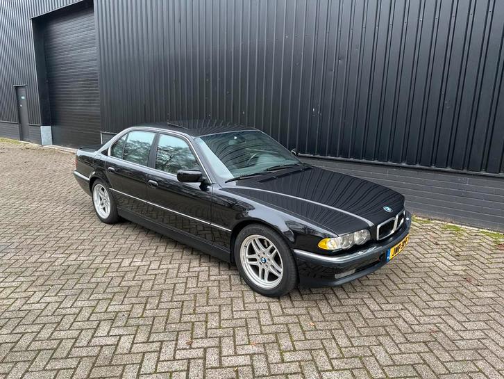 BMW 740i E38 V8 Facelift Youngtimer Alcantara Dubbelglas, Auto's, BMW, Particulier, 7-Serie, ABS, Airbags, Airconditioning, Alarm