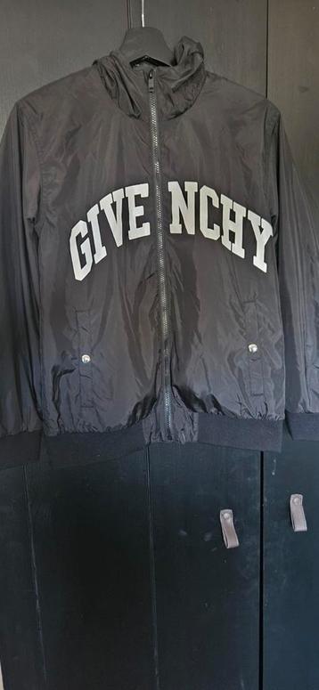 Gave Give Nchy jas voor jongens/meiden (12 jaar)! beschikbaar voor biedingen