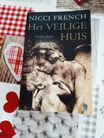 Boek: Het veilige huis - Nicci French., Boeken, Romans, Gelezen, Ophalen of Verzenden, Nicci French, Nederland