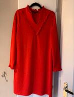 Tramontana rode stretch jurk met ruffles maat M, Knielengte, Maat 38/40 (M), Ophalen of Verzenden, Zo goed als nieuw