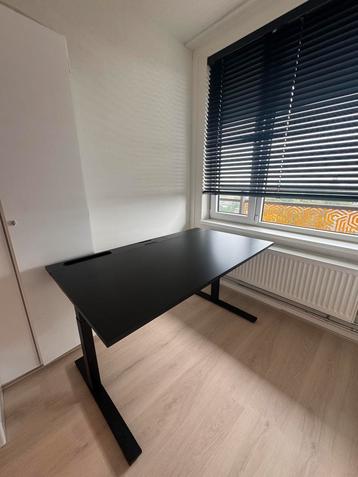 Net Ikea Bureau (Gekocht in dec. 2024)