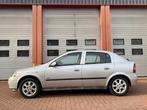 Opel Astra 1.6-16V Njoy | APK tot oktober 2024., 47 €/maand, Origineel Nederlands, Te koop, Zilver of Grijs