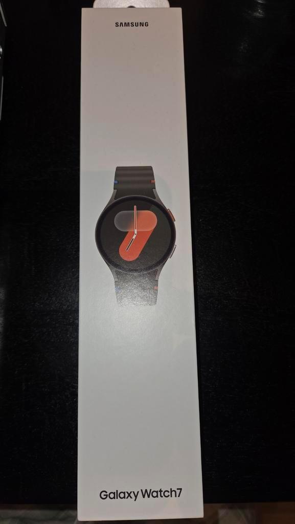 Samsung Galaxy Watch 7 - Nieuw!, Sieraden, Tassen en Uiterlijk, Smartwatches, Nieuw, Android, Zwart, Afstand, Calorieverbanding