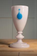 Prachtige Opaline vaas +- 30 cm hoog., Ophalen