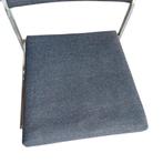 Vintage stoel met armleuningen (stuksprijs), Huis en Inrichting, Stoelen, Ophalen, Gebruikt, Twee, Blauw
