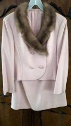 LICHTROZE MANTELPAK MAAT 38-40, Ophalen of Verzenden, Zo goed als nieuw, Maat 38/40 (M), Roze