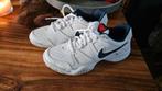 Nieuwe Nike sportschoenen maat 35,5, Ophalen of Verzenden, Nieuw, Nike