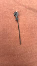 Antiek zilveren speldje met het hugenotenkruis, Ophalen of Verzenden