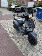 Vespa sprint 80cc, Ophalen, Overige modellen, Maximaal 45 km/u, Zo goed als nieuw