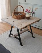Industrieel Brocante Bijzettafel Massief Hout, Metalen Frame, Ophalen, Uniek, 50 tot 100 cm, Zo goed als nieuw