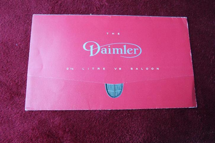 The Daimler 2 1/2 Litre v8 saloon Folder, Boeken, Auto's | Folders en Tijdschriften, Gelezen, Overige merken, Ophalen of Verzenden