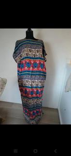 Mooie, kleurrijke maxi jurk one size s m l somalisch jurk, Maat 38/40 (M), Overige kleuren, Ophalen of Verzenden, Zo goed als nieuw