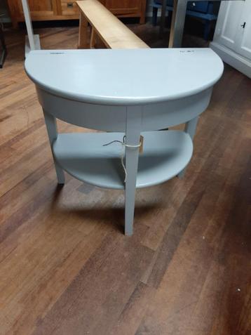 Grijze halfronde kleptafel / bijzettafel beschikbaar voor biedingen