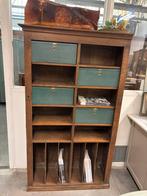 Vintage brocante vakkenkast / archiefkast, Ophalen, Studio Larilo, Gebruikt, Studiolarilo@gmail.com