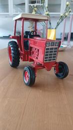 ERTL international trekker. Metaal, Verzenden, Gebruikt