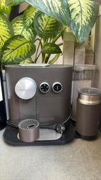 Nespresso machine met melkopschuimer (defect), Witgoed en Apparatuur, Koffiezetapparaten, Ophalen, Espresso apparaat, 1 kopje
