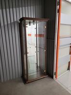 Vitrine met verlichting, Huis en Inrichting, Kasten | Vitrinekasten, Ophalen, Met plank(en), Gebruikt, Eikenhout