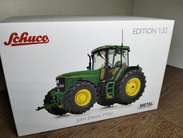 Te koop Schuco John Deere 7700. beschikbaar voor biedingen