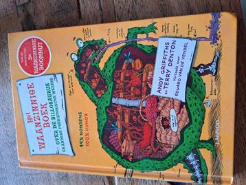 Het waanzinnige boek beschikbaar voor biedingen