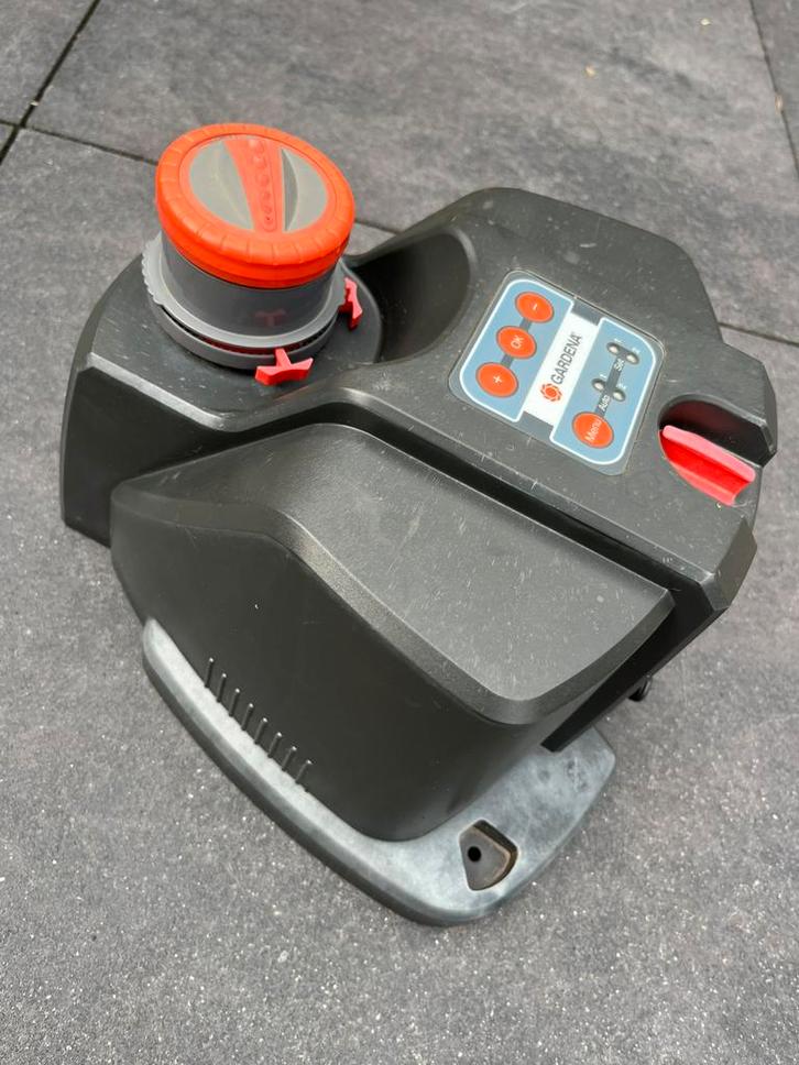 Gardena sproeier aquaContour zwenksproeier  350m2, Tuin en Terras, Bewateringscomputers, Gebruikt, Ophalen of Verzenden