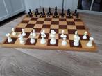 SCHAAKBORD MET SCHAAKSTUKKEN., Hobby en Vrije tijd, Gezelschapsspellen | Bordspellen, Ophalen of Verzenden