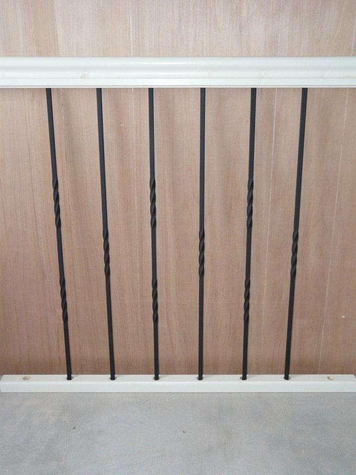 T-02: div trapspijlen sierspijlen trap spijl hek leuning, Huis en Inrichting, Woonaccessoires | Overige, Nieuw, Ophalen of Verzenden