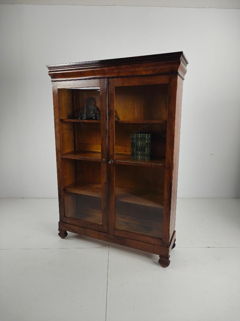 19e-eeuwse Biedermeier boekenkast – noten, origineel glas, Ophalen