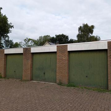 Te huur/te koop garageboxen aggerstraat Rilland beschikbaar voor biedingen