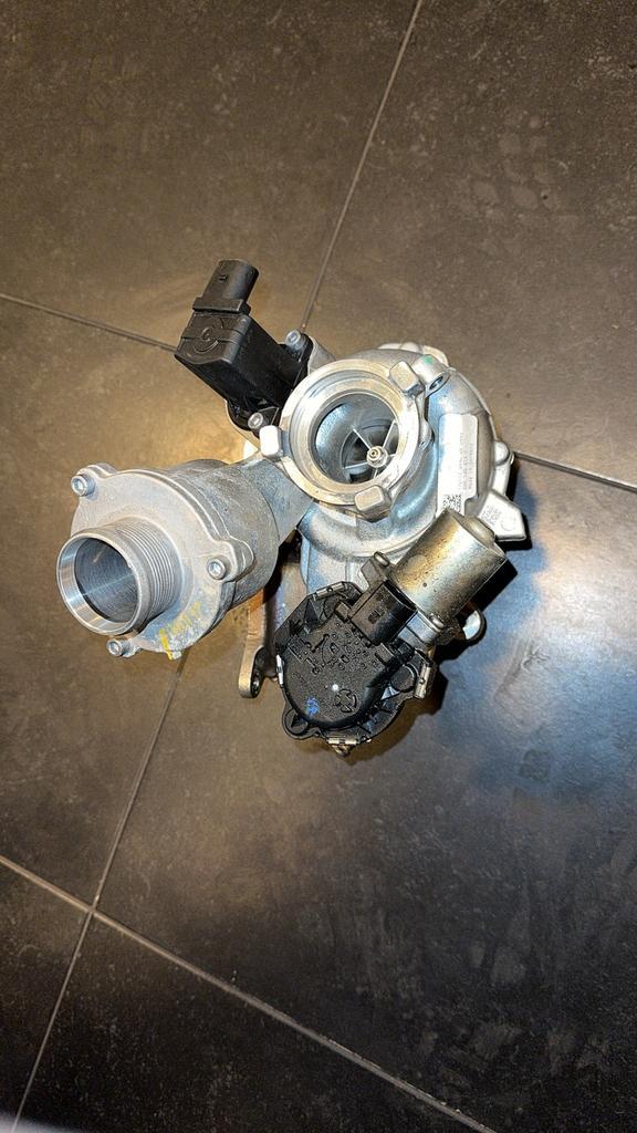 Turbo vw tiguan 2.0, Auto-onderdelen, Motor en Toebehoren, Ophalen of Verzenden