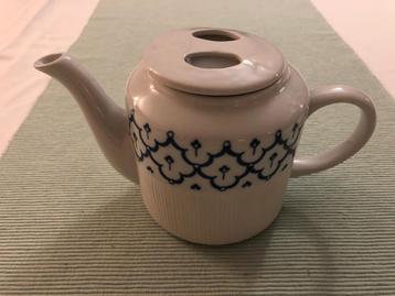 Theepot Fair Trade homemade Thailand  beschikbaar voor biedingen