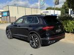 Volkswagen Tiguan 1.4 TSI eHybrid 245PK DSG 3x R-Line•PANO, Auto's, Volkswagen, 1716 kg, Stof, Gebruikt, Euro 6