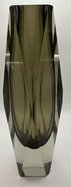 XXL vintage Murano Sommerso gefacetteerde glazen vaas, Antiek en Kunst, Antiek | Glas en Kristal, Ophalen of Verzenden