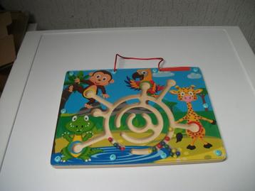 Magneet kralenbord Aap beschikbaar voor biedingen