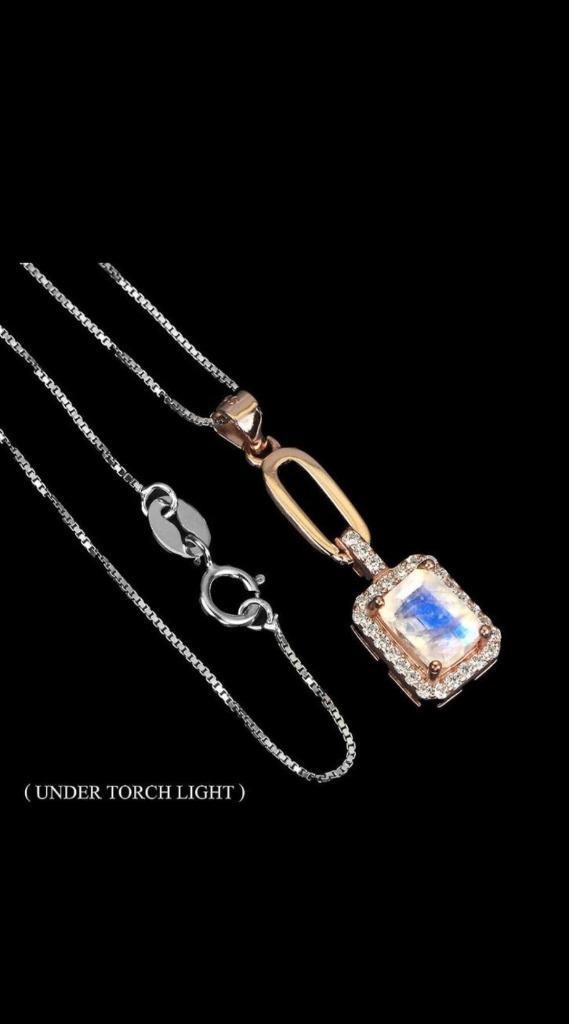 Zilveren hals ketting met regenboog maansteen, Sieraden, Tassen en Uiterlijk, Kettingen, Nieuw, Zilver, Zilver, Met edelsteen