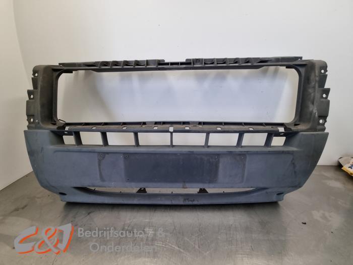 Voorbumper van een Peugeot Boxer, Auto-onderdelen, Carrosserie en Plaatwerk, Bumper, Peugeot, Gebruikt, 3 maanden garantie, Ophalen of Verzenden