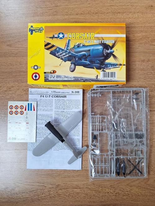 1:72 1/72 Italeri F-4U 7 Navy Fighter Corsair, Hobby en Vrije tijd, Modelbouw | Vliegtuigen en Helikopters, Zo goed als nieuw