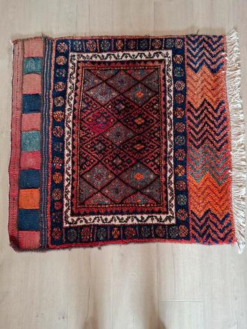 Vintage Handgeknoopt Perzisch Tapijt 104x100cm beschikbaar voor biedingen