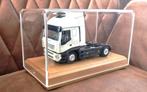 Nieuwe Iveco Stralis 1:43 in showcase., Hobby en Vrije tijd, Ophalen, Nieuw, Bus of Vrachtwagen